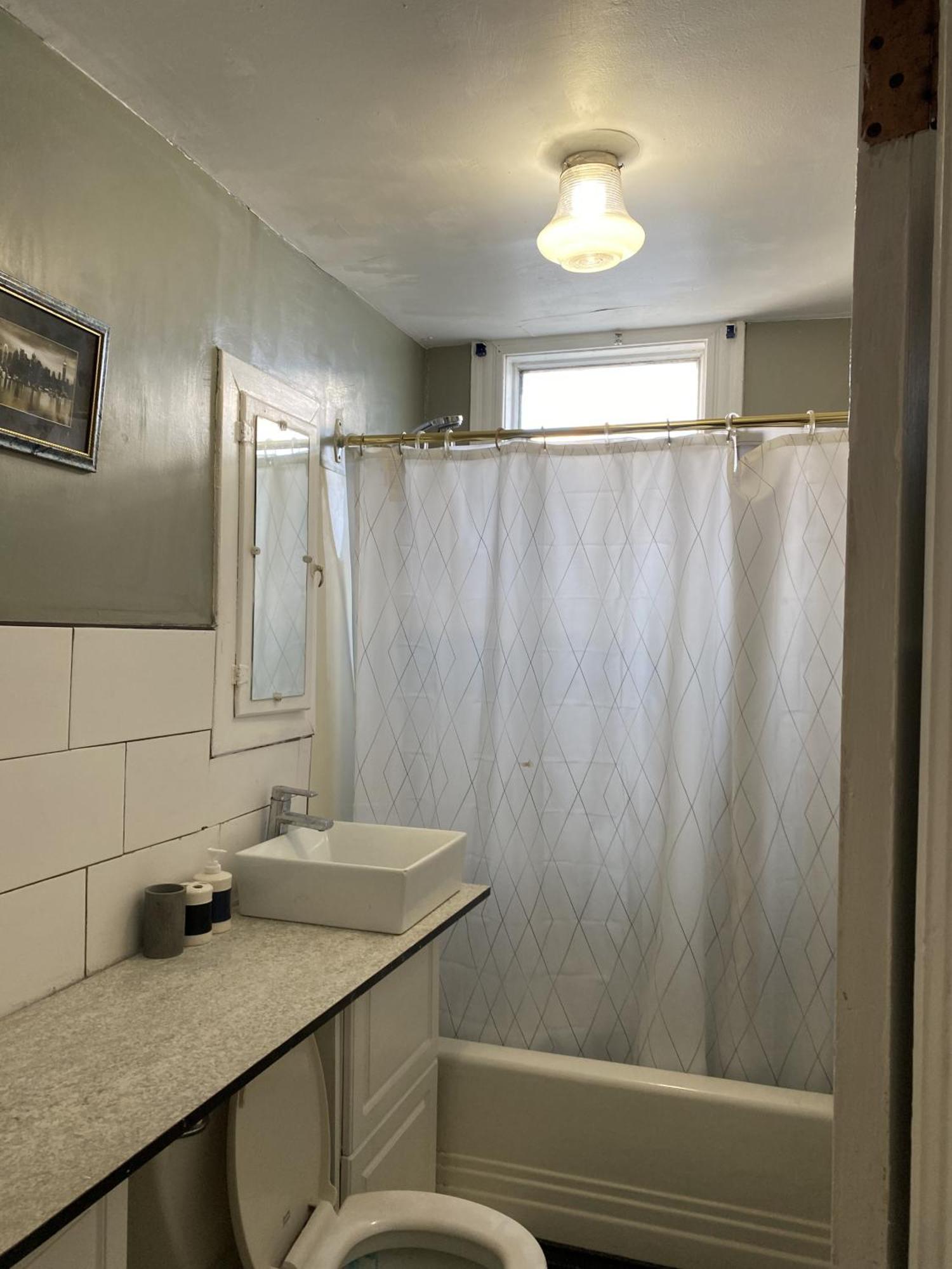 Maryland Homestay In Winnpeg Downtown Winnipeg Room photo