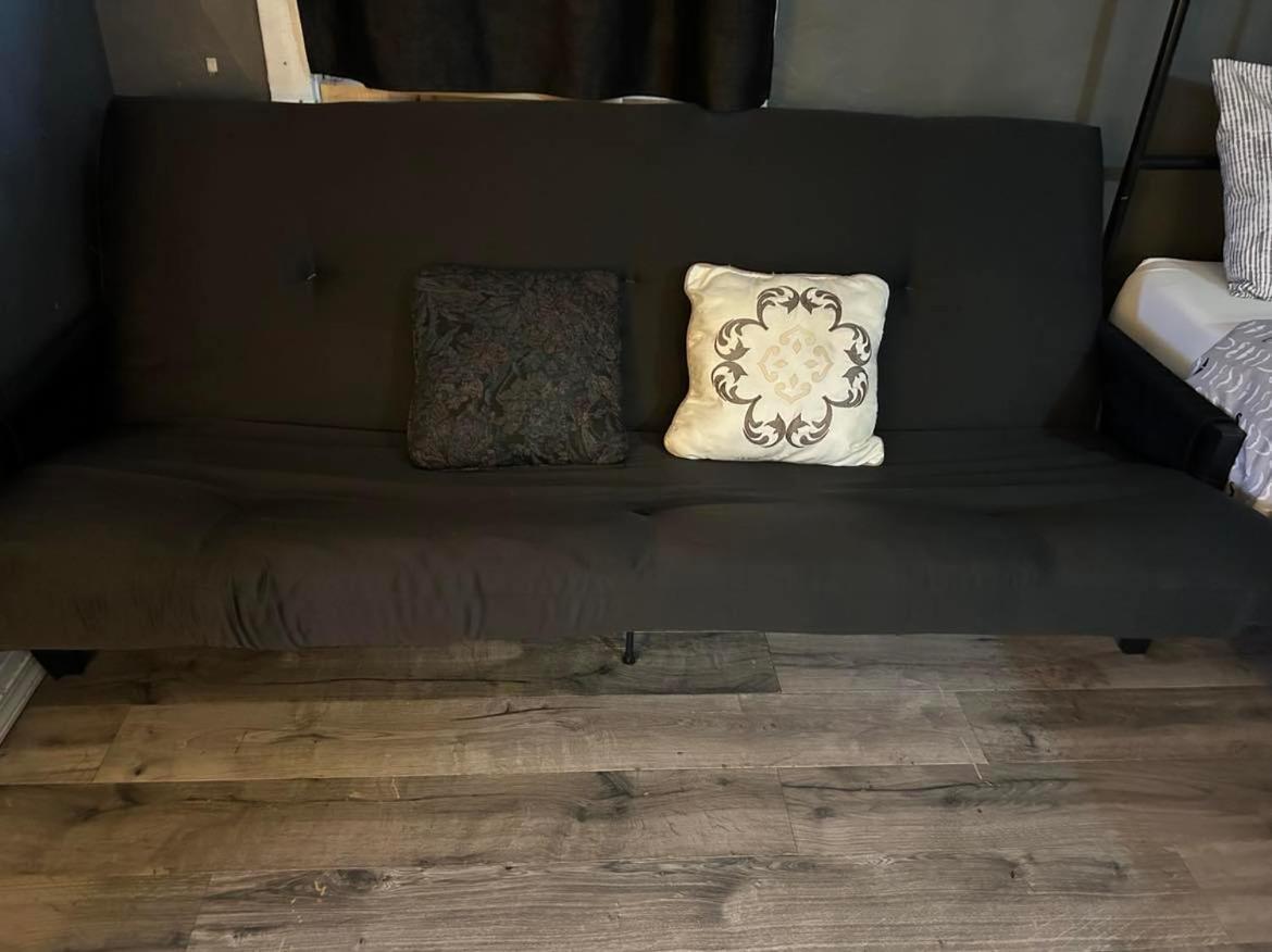 Maryland Homestay In Winnpeg Downtown Winnipeg Room photo